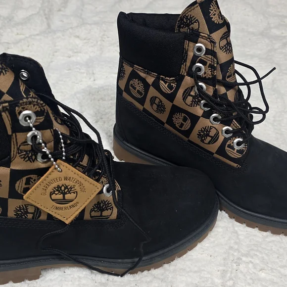 Timberland Men's Black and Tan Boots - Picture 2 of 10